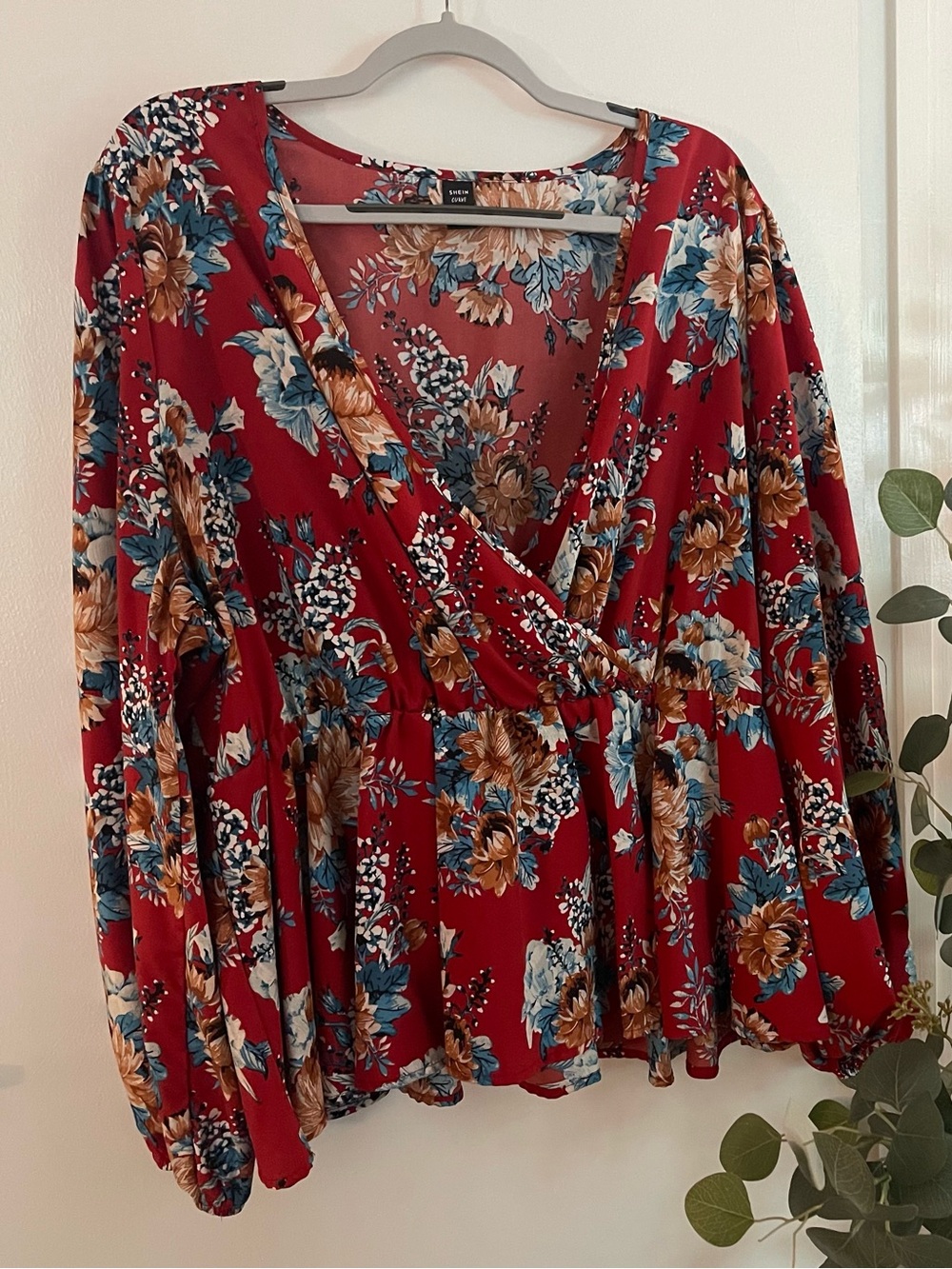 SHEIN Red Floral Peplum Blouse